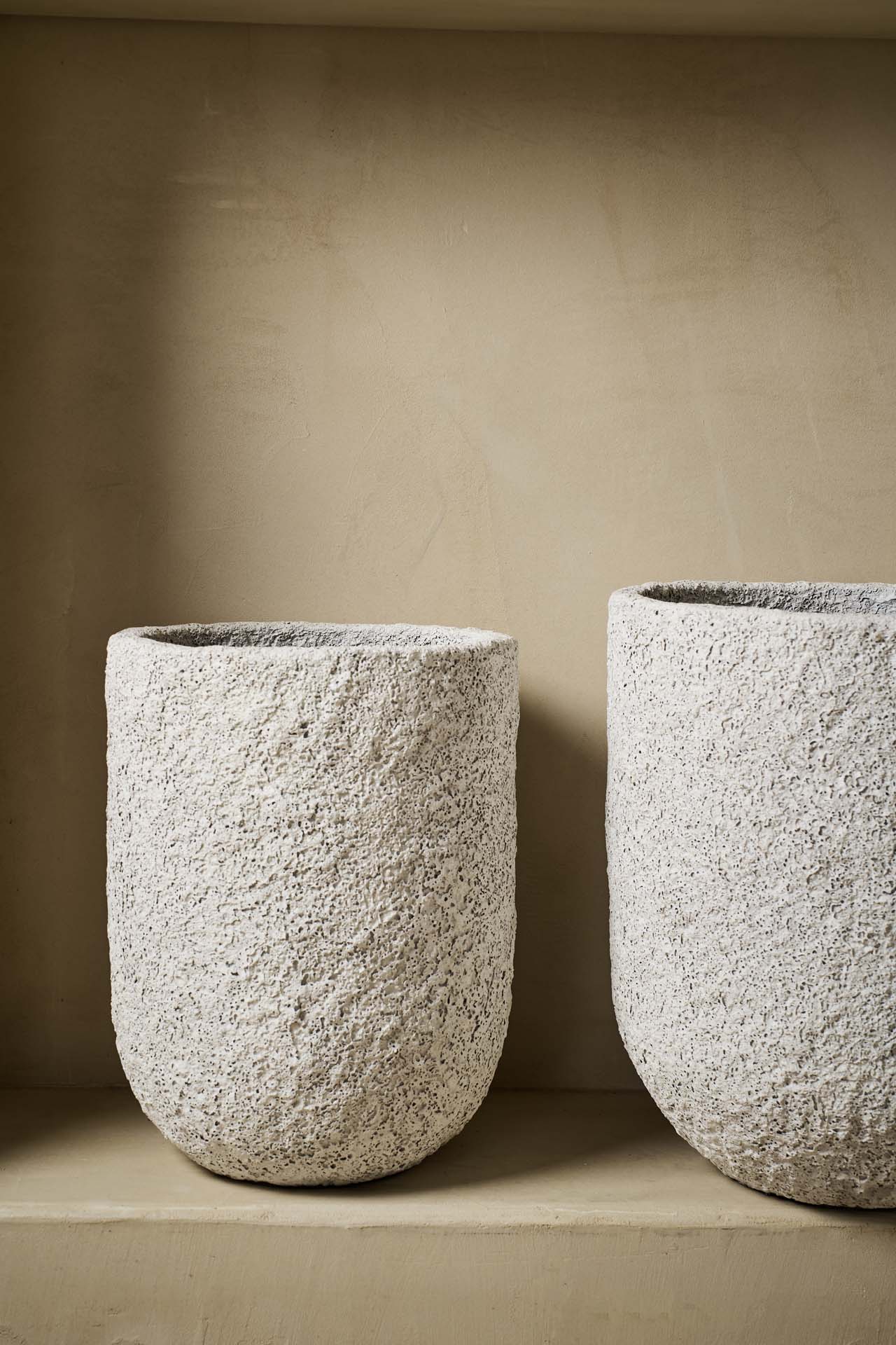 Planter Siso Gel Coral White (35x35x45) GRC 0630016