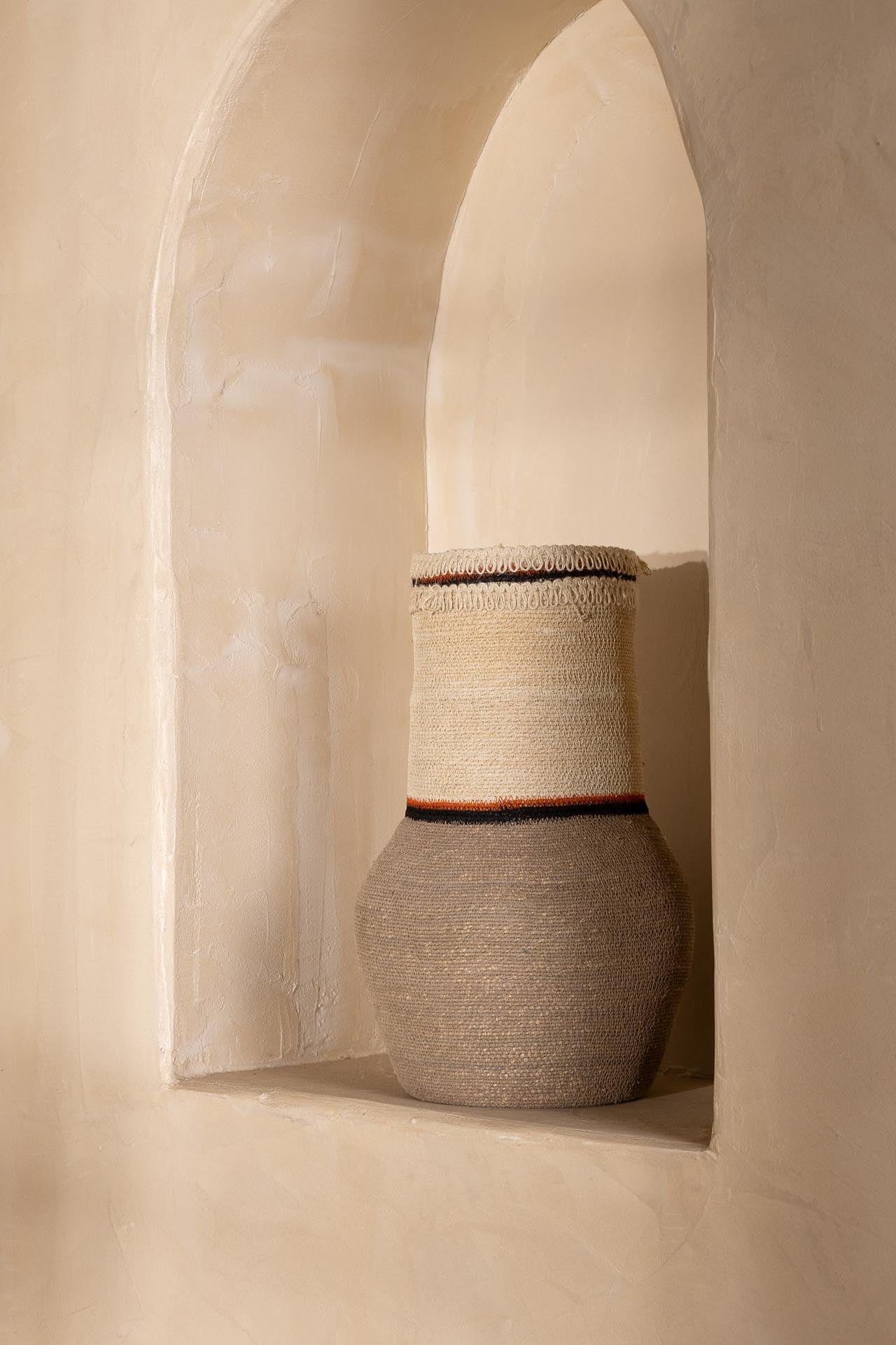 Decorative Vase Hihon (22x22x50) 0840054